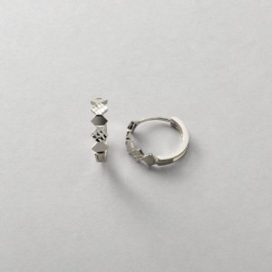 【ゆうパケット送料無料】シルバー925 ピアス silver925 金属アレルギー レディース ブランド ミニマム ひし形 キャッチレス 中折れ フー