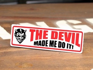 ステッカー ヘルメット 車 アメリカン バイク THE DEVIL 悪魔がオレを操っている！＿SC-211-GEN