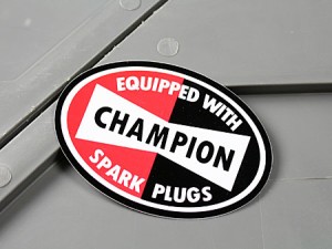 ステッカー チャンピオン CHAMPION バイク 車 アメリカン スパークプラグ＿SC-MS001-FEE