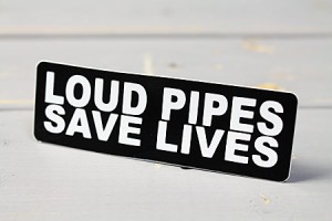 ステッカー ヘルメット 車 アメリカン バイク LOUD PIPES SAVE LIVES 爆音が命を助ける＿SC-060-GEN