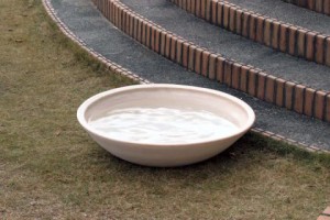 水鉢 水鉢 信楽焼大型水鉢ナチュラルマット釉 Ｌサイズ ガーデングッズ 水遣り 水やり 水生植物の育成に