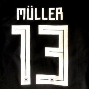 大人用 A115 18 ドイツ MULLER*13 ミュラー 黒赤 ゲームシャツ パンツ付 /サッカー/チームオーダー/ユニフォーム /上下セット