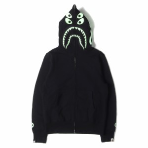 A BATHING APE（アベイシングエイプ）の「BAPE SPORT GRAPHIC