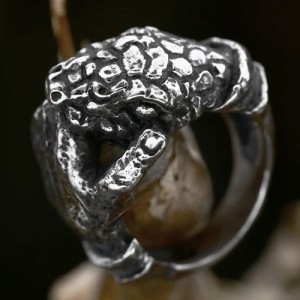 スネークハンド ステンレスリング（RRR011）サイズ/32号 シルバー 銀色 蛇 へび ヘビ スネイク 手 おもしろい かっこいい 指輪 サージカ