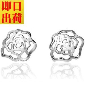 【最大54％OFF！全品30％OFF以上セール】ローズ ピアス バラ 薔薇 花 フラワー プレゼント 女性 プラチナ仕上げ シルバー925 女性 嫁 妻 