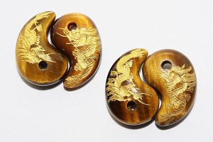 天然石 勾玉 S 龍彫り タイガーアイ パワーストーン 現代勾玉 パワーストーン バラ売り 龍 金彫り勾玉 パワーストーン パワーストーン