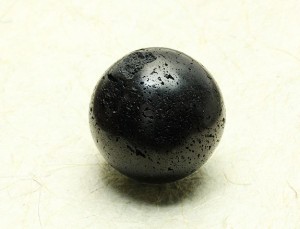 【丸玉】霊峰富士溶岩石 丸玉 30mm 証明書付きパワーストーン プチギフト 転勤 退職 お礼 母の日 敬老の日 ギフト