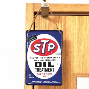 ブリキ看板 STP Oil Treatment ハンギング エンボスメタルサイン 壁飾り プレート ガレージ アメリカン 雑貨 おしゃれ