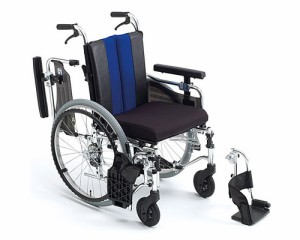 アルミ自走式車椅子　MM-Fit Hi 22　　ミキ　【介護用品】