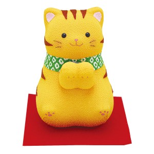 ソーラー両手招き猫　福にゃんこ　トラ猫　敷物付 手作り ちりめん細工 なごみ 癒し 可愛い 置物 飾り 和雑貨 