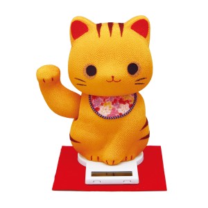 ソーラー福福(ぷくぷく)招き猫　黄トラ猫　敷物付 手作り ちりめん細工 なごみ 癒し 可愛い 置物 飾り 和雑貨 