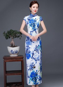 チャイナドレス ロング丈 白地に青花 上品 上質 ドレス 中華風舞台衣装 結婚式 二次会パーティードレス 古典風漢服 日常も素敵 フォマー