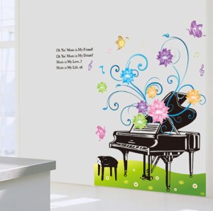 ウォールステッカー グランドピアノ 花と蝶 壁シール はがせる 音符 英文字 モダンな 音楽 メロディー 簡単に貼れる 玄関 廊下 教室