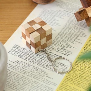 木製 ゲーム キーホルダー スネークパズル アンティーク