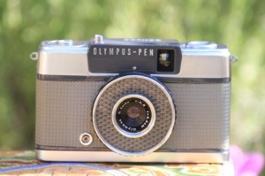 フィルムカメラ  Olympus Pen EE オリンパス 【中古】