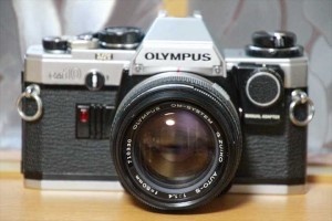 OLYMPUS OM-10 レンズセット 一眼レフカメラ 初心者 インスタ フィルムカメラ【中古】