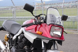  アクリポイント  【4580423291521】 SUZUKI　GSX1100S刀クリアスクリーン