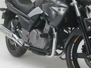 【DAYTONA(デイトナ)】 エンジンプロテクター車種別キット　GSR250/S（12〜15） DAYTONA 79938 GSR250/S（12〜15）【樹脂製パッド転