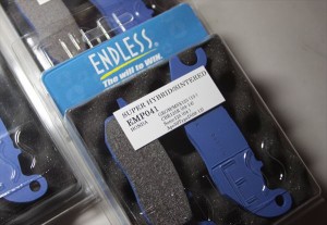  ENDLESS  【4515693773392】 EMP041 エンドレス ハイブリットシンタードブレーキパッド GROM／MSX125 13-