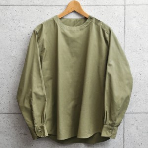 ミリタリーシャツ メンズ / 実物 新品 デッドストック ルーマニア軍 スリーピングシャツ 肩開き オリーブ【Cx】【I】 / パジャマシャツ 