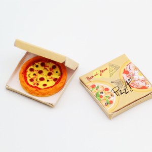 ミニチュア 雑貨 ピザセット 箱入りピザ ピザ ドールハウス キット  1/12 材料 和風 キット ホビー  30050
