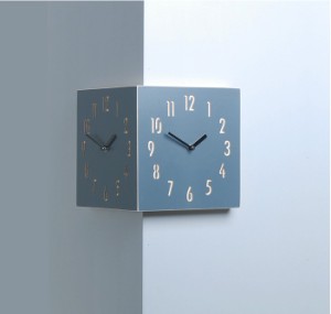 コーナー時計 (Big) ヘリテージブルー (Coner Big Heritage Blue) ハンドメード 木製両面壁掛け時計 おしゃれ 掛時計 北欧 時計 インテリ