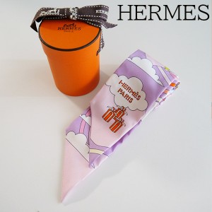 【新品■正規品■送料無料■ギフト包装無料】HERMES エルメスギフトにも♪ツイリースカーフ 063849S 12　レディース 女性 ギフト プレゼ