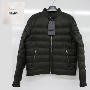 【新品■正規品■送料無料■ギフト包装無料】PRADA プラダ 大人気!メンズ 大活躍！国内発 ブルゾン トライアングルロゴ ポケット付き SGH