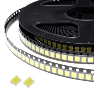 LEDチップ SMD 3528 白色 ホワイト 電子工作 DIY 3.2V-3.4V 16lm-18lm 6000K-6500K RA70 Y1707006 50個