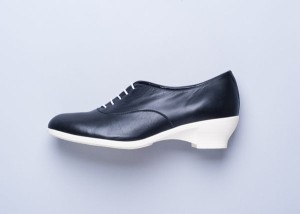 【TRAVEL SHOES by chausser】レザー・レースアップヒールシューズ/TR007