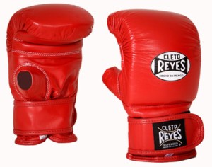 REYES レイジェス reyes ボクシング グローブ 本革 レッド オンス oz ボクシンググローブ 赤 格闘技 MMA メキシコ製 公式 Cleto Reyes