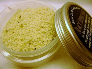 最高級　イタリア産　黒トリュフ塩（トリュフソルト）　50ｇ　フランスゲランド塩を使用