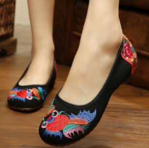 レディースシューズ チャイナ靴 手作り北京布靴 ローヒールエスニックチャイナシューズカジュアル 民族風金魚刺繍ミュール婦人靴