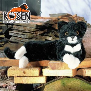 KOESEN ケーセン社 ねそべり猫 (小) 黒 5470 〜ドイツ・KOESEN/KOSEN（ケーセン社）の動物のぬいぐるみ。愛らしい表情の猫（ねこ/ネコ）