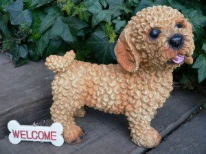 犬の置物　プードル　おまけ　いぬ　イヌ　動物　２６０６Ｈ　オーナメント　ガーデン  オブジェ　インテリア　庭　置物　ガーデニング