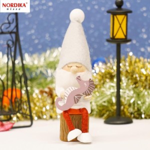 ノルディカニッセ タツノオトシゴを抱えたサンタ 干支 辰 サイレントナイト NRD120766 木製 人形 デンマーク クリスマス プレゼント ギフ