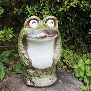 陶器 立蛙笑い目(ミニ) 縁起物カエル お庭 玄関先 蛙信楽焼 おしゃれ 和風【手作り】