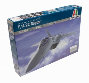 タミヤ イタレリ 1207 1/72 F-22ラプター プラモデル(中古品)