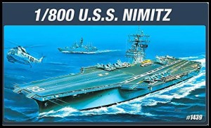 アカデミー　CVN-68 NIMITZ プラモデル　1/800(中古品)