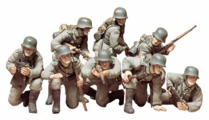 タミヤ 1/35 ミリタリーミニチュアシリーズ No.61 ドイツ陸軍 歩兵 進撃 セ(中古品)