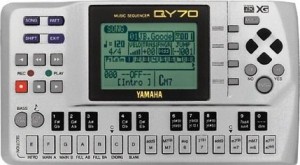 YAMAHA / QY70 総合音源内蔵ハンディ・シーケンサー ヤマハ(中古品)