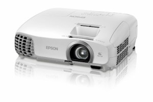 EPSON dreamio ホームプロジェクター(15000:1 2000lm) 3D対応 EH-TW5200(中古品)