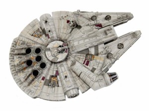 ファインモールド スター・ウォーズ ミレニアム・ファルコン 1/144 プラモ (未使用品)