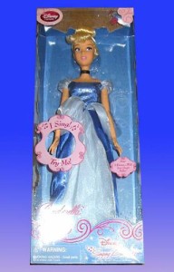 ディズニープリンセスドール　歌う　シンデレラ　Singing Cinderella Doll