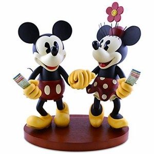 US Disney Parksより"Pie-Eyed Minnie and Mickey Mouse Figure" (パイ・アイド・ミッキー& ミニーマウス