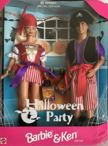 Barbie ハロウィーンパーティーバービー＆ケンドールズセットターゲットスペシャルエディションwバービー人形＆ケンドールパイレーツ（19