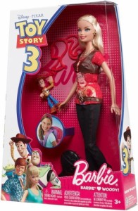 Barbie バービートイストーリー3バービーは木質の人形が大好きです