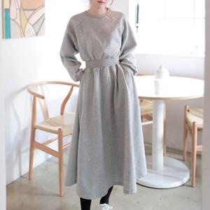 ワンピース ワンピ 無地 長袖 スウェット スエット 生地 フレアスカート ひざ下 ロング 秋 冬 春 の通販はau Pay マーケット Happinessshop Au Pay マーケット店 商品ロットナンバー