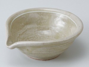 和食器 中鉢/ 一珍唐津4.5片口鉢 /陶器 業務用 家庭用 Medium Sized Bowl