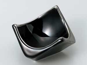 和食器 小付 珍味 小鉢/ 黒釉プラチナ 三角小付 /陶器 業務用 家庭用 Small Appetizer Bowl